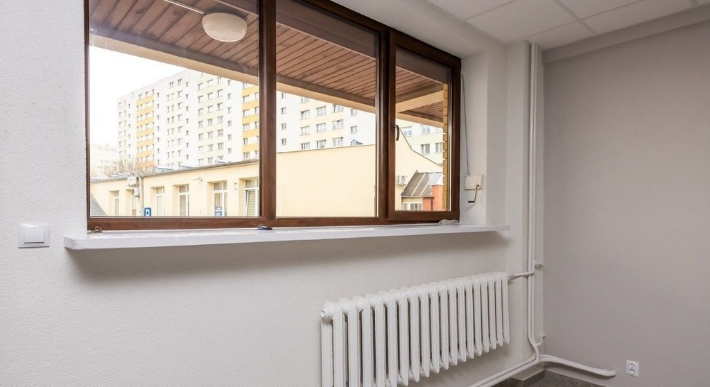Świetny lokal w centrum miasta z własną rampą — zdjęcie 6