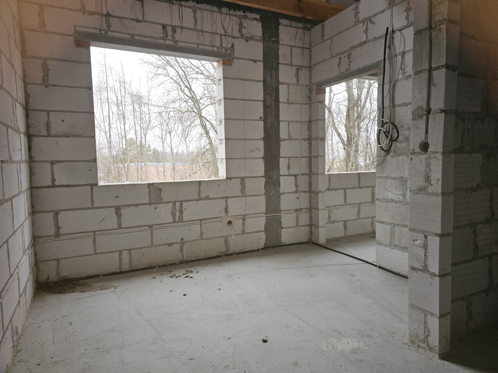Dom 450 m2 + dwie działki budowlane 5200 m2 — zdjęcie 6