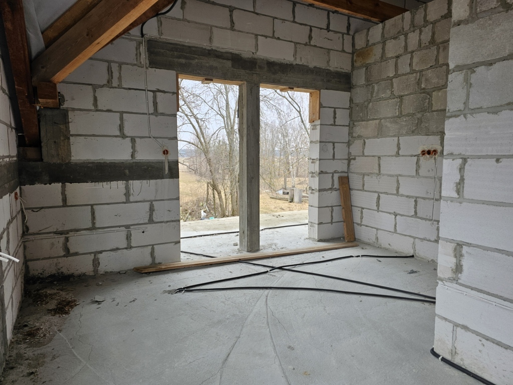 Dom 450 m2 + dwie działki budowlane 5200 m2 — zdjęcie 11