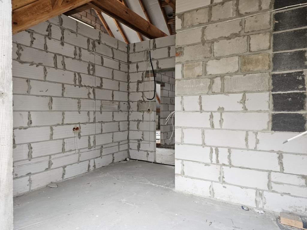 Dom 450 m2 + dwie działki budowlane 5200 m2 — zdjęcie 14