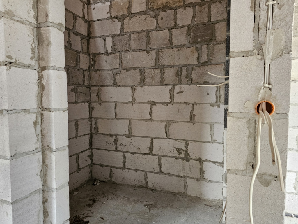 Dom 450 m2 + dwie działki budowlane 5200 m2 — zdjęcie 15