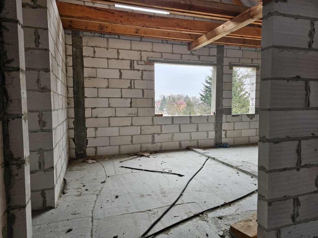 Dom 450 m2 + dwie działki budowlane 5200 m2 — zdjęcie 16