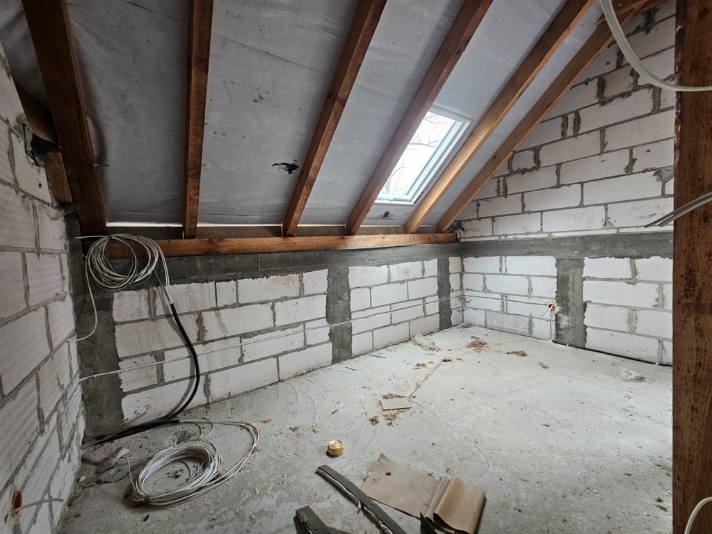 Dom 450 m2 + dwie działki budowlane 5200 m2 — zdjęcie 19