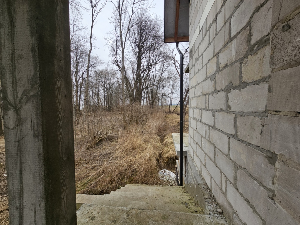 Dom 450 m2 + dwie działki budowlane 5200 m2 — zdjęcie 24
