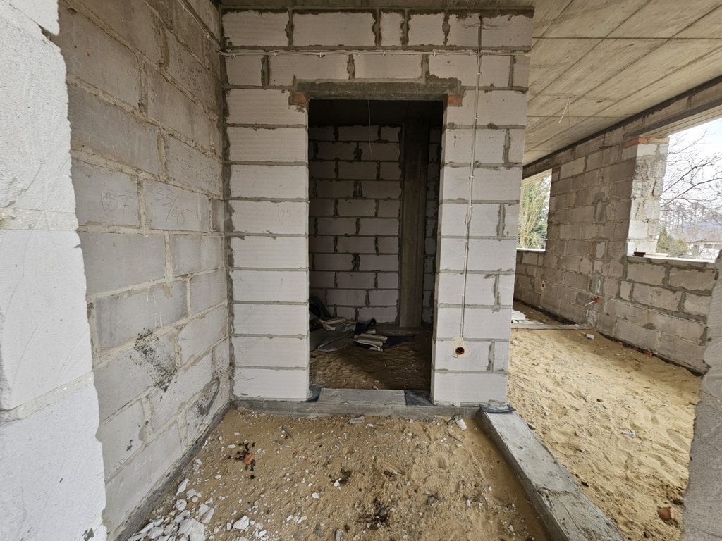 Dom 450 m2 + dwie działki budowlane 5200 m2 — zdjęcie 26