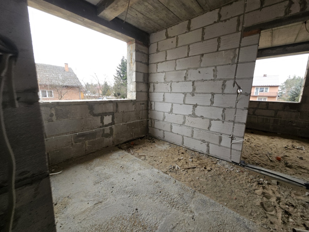 Dom 450 m2 + dwie działki budowlane 5200 m2 — zdjęcie 32