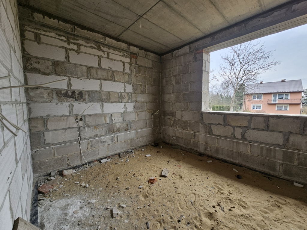 Dom 450 m2 + dwie działki budowlane 5200 m2 — zdjęcie 33
