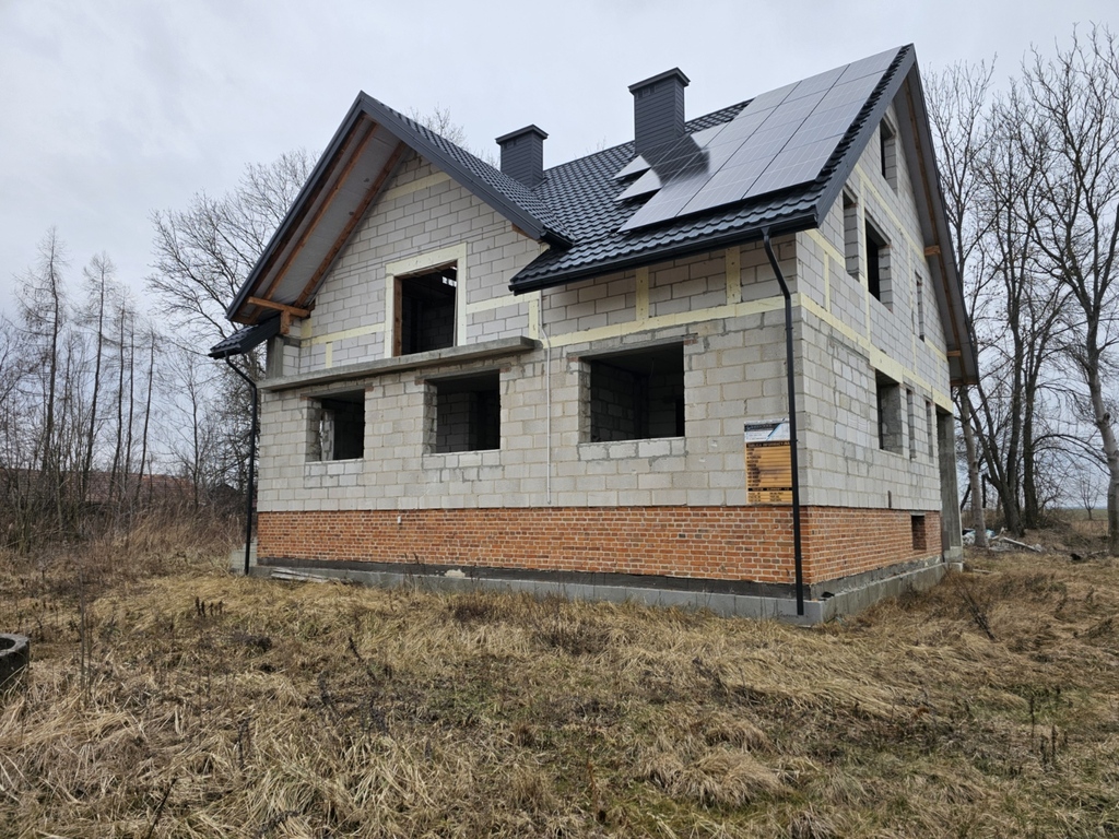 Dom 450 m2 + dwie działki budowlane 5200 m2