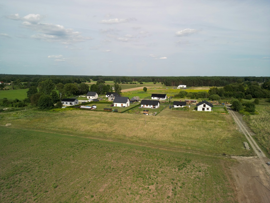 Ostatnia działka na sprzedaż- Szczaniec — zdjęcie 2