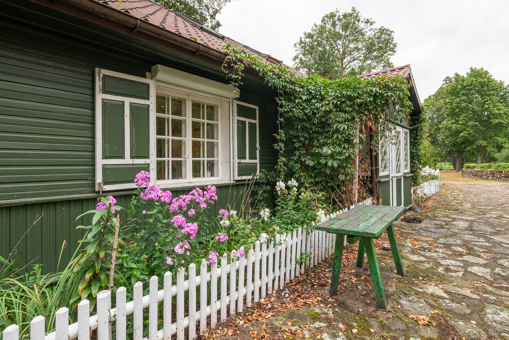 Malowniczy dom nad rzeką WYNAJEM — zdjęcie 2