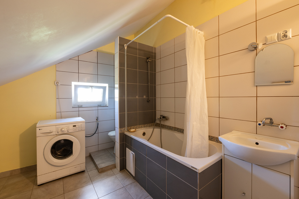 Dom jednorodzinny w Podgórzu o powierzchni 120 m² — zdjęcie 11