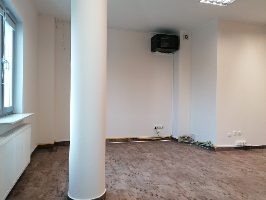 Lokal 40m2 przy węźle S17 biuro/usługi — zdjęcie 11