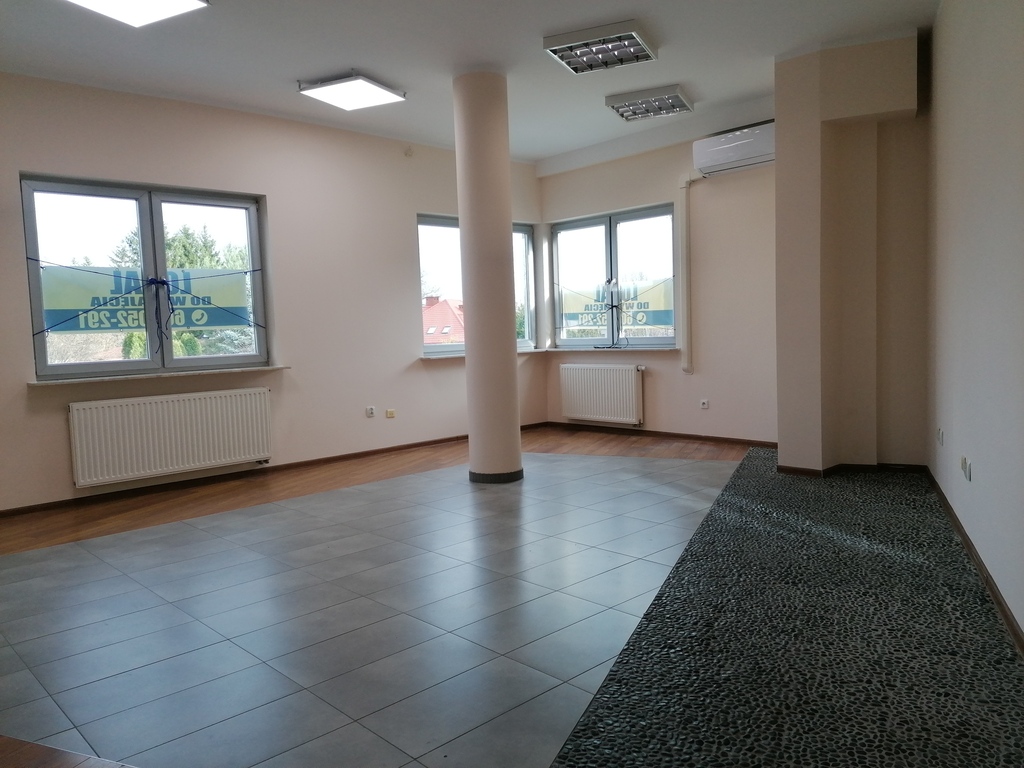 Lokal 40m2 przy węźle S17 biuro/usługi — zdjęcie 6