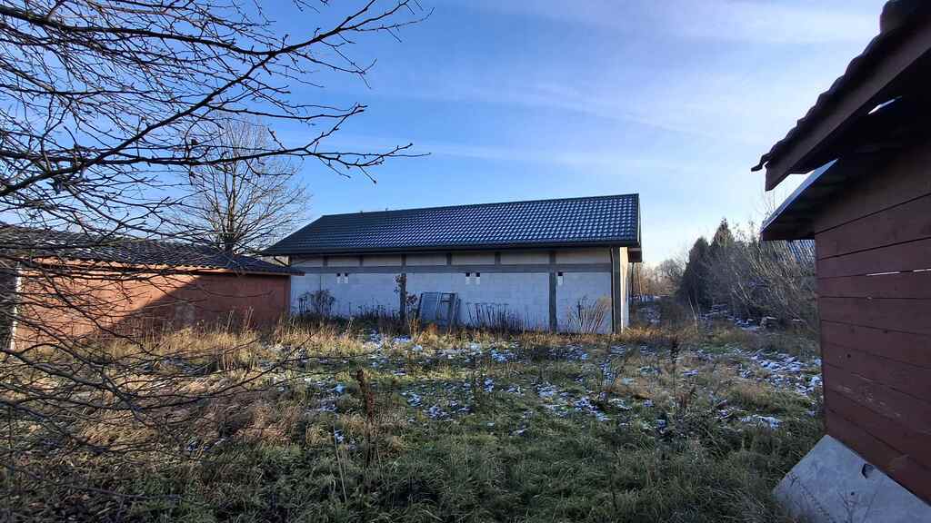Siedlisko 1,04 ha z domem i zabudowaniami — zdjęcie 13