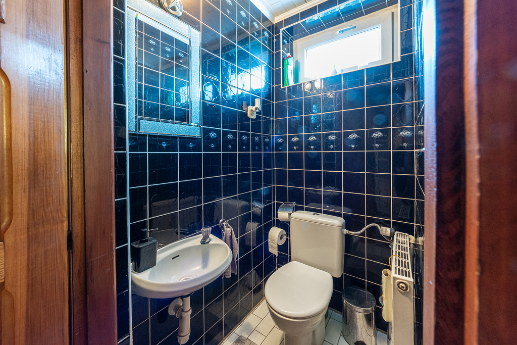 Dom wolnostojący o powierzchni 281 m² — zdjęcie 7