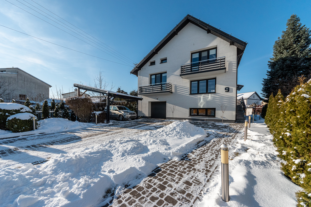 Dom wolnostojący o powierzchni 281 m²