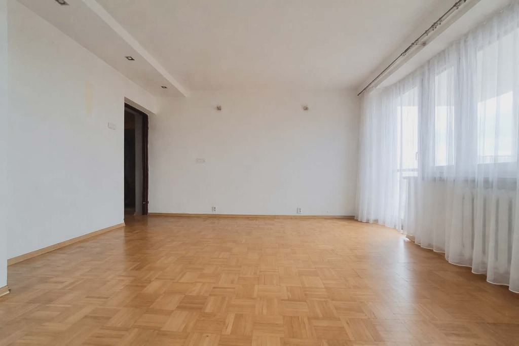 Mieszkanie 3 pokoje 45m2 Skierniewice Kopernika — zdjęcie 2