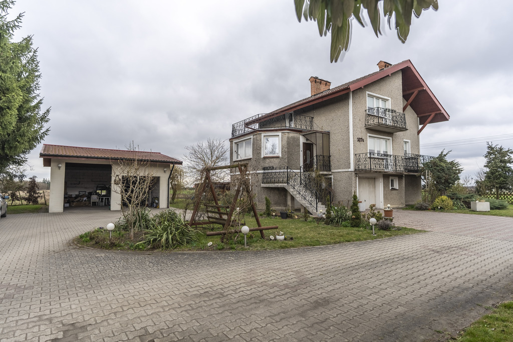 Strażacka Dom 7 pokoi 3 tarasy 1 balkon Garaż — zdjęcie 3