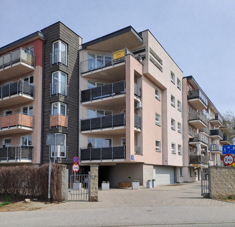 55 m² Mieszkanie 2/3 pokoje Rawska 71 Skierniewice — zdjęcie 11
