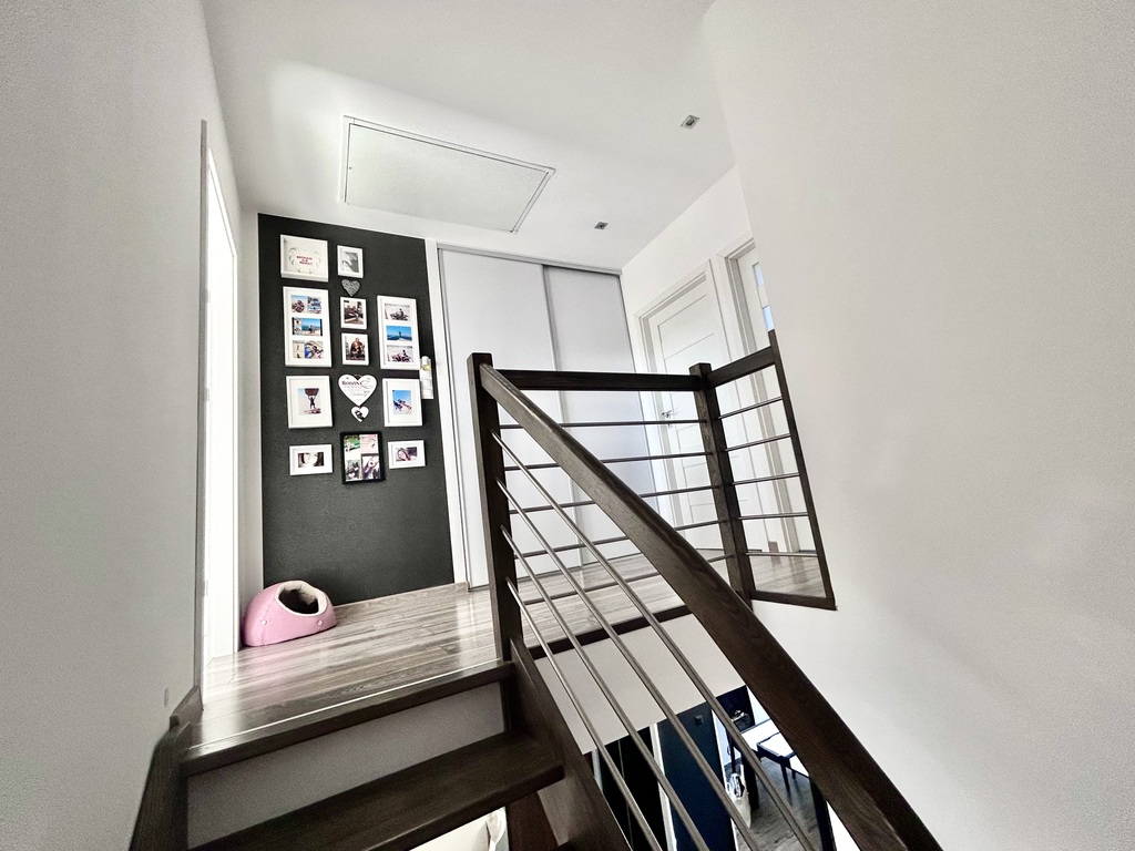 Dwupoziomowa przestrzeń z charakterem – 98,13 m² — zdjęcie 8