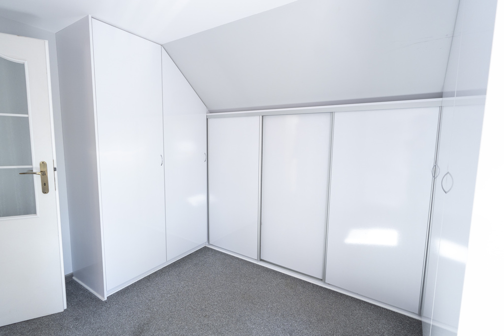 Dom 138,5 m² z tarasem i fotowoltaiką — zdjęcie 18