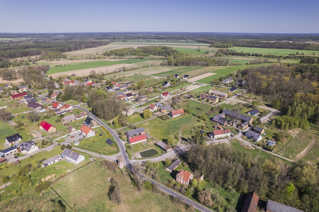 Działka z dojazdem z trzech stron - Górka k. Żar — zdjęcie 8