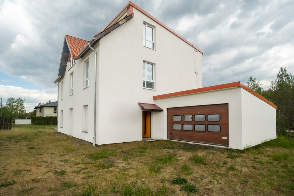 Dom wolnostojący 400 m², garaż, działka 638 m² — zdjęcie 3