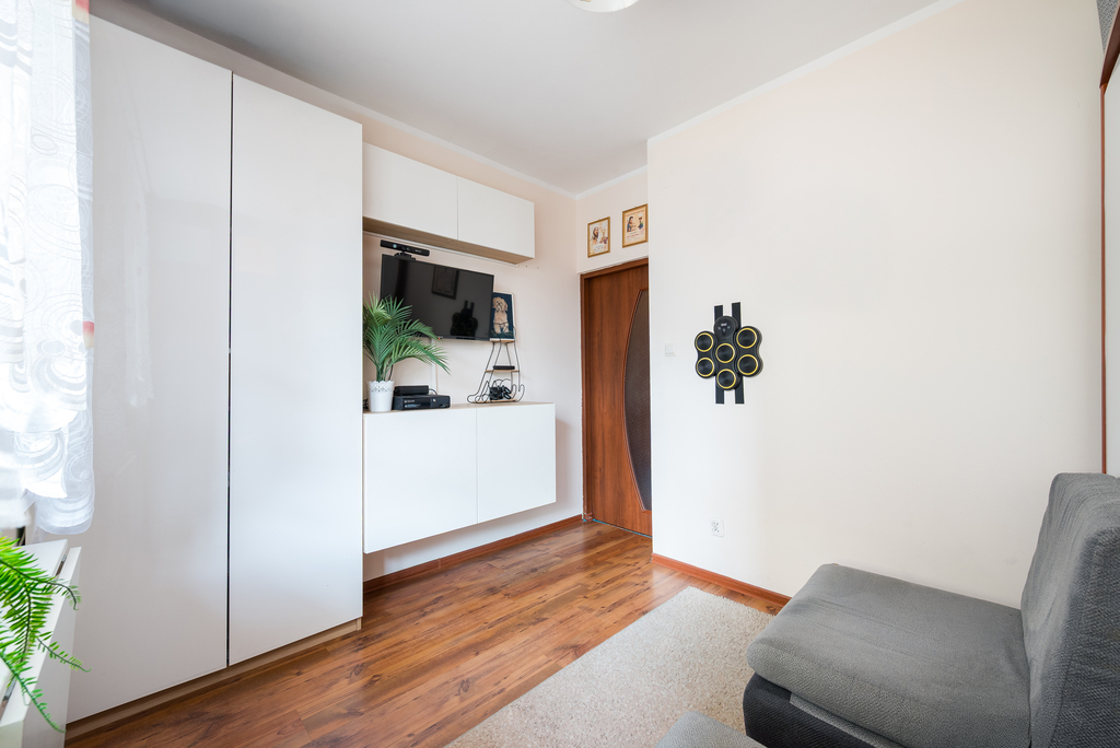 2 pokoje 43 m²  z ogromnym tarasem 27 m² i garażem — zdjęcie 11