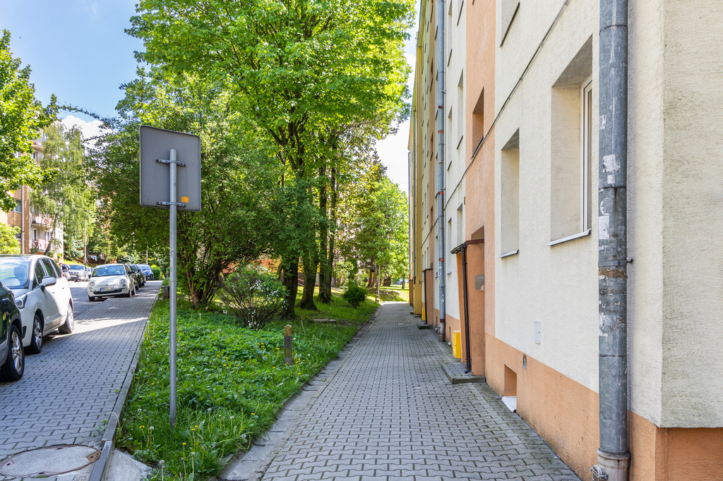 2 pokoje z loggią i klimatyzacją — zdjęcie 28