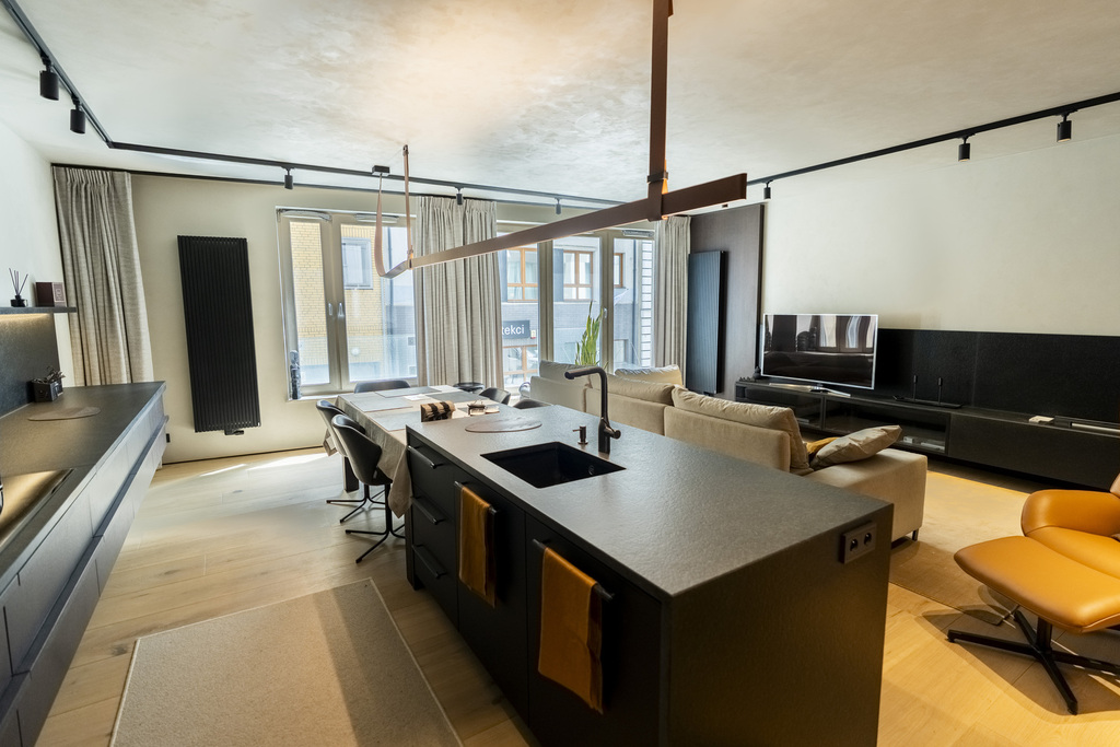 Prestiżowy Apartament na Starym Mieście Patio 100m — zdjęcie 2