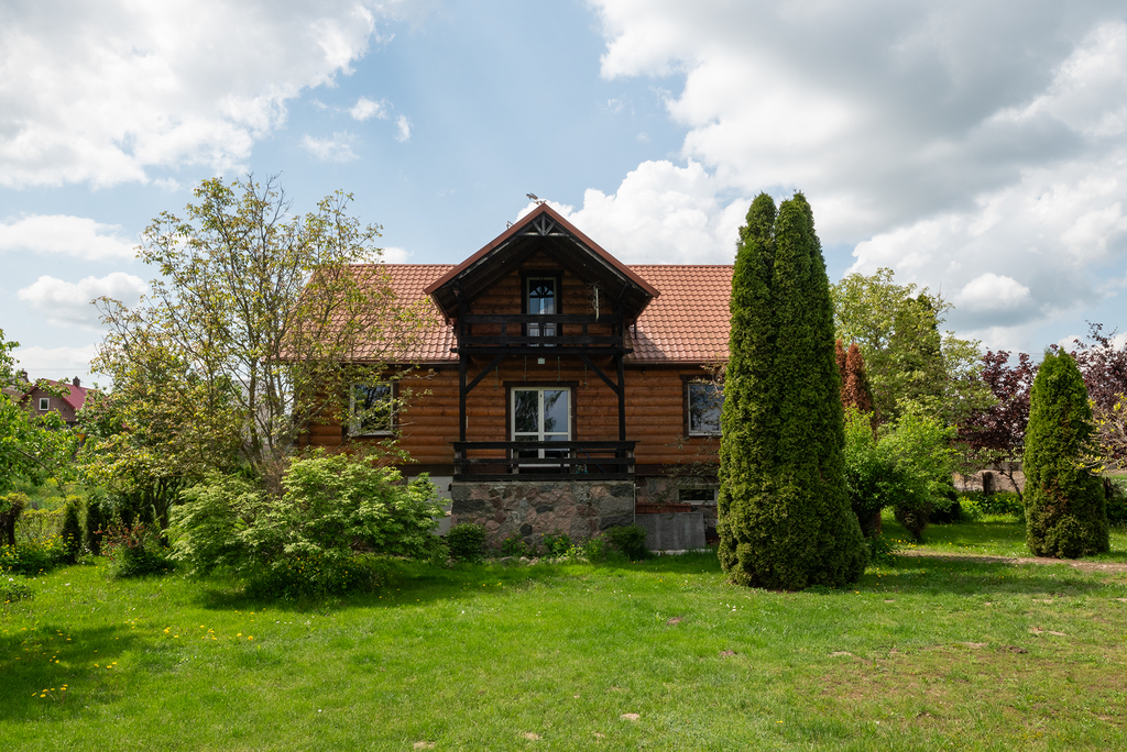 Klimatyczny dom z bala nad Narwią — zdjęcie 4