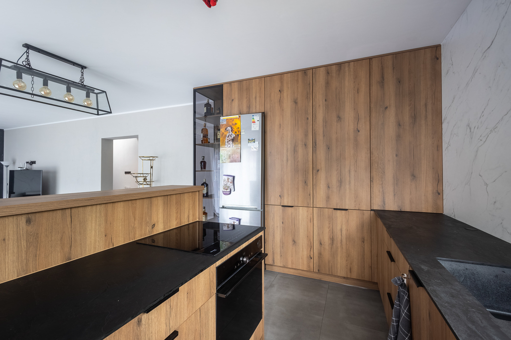 Nowoczesny dom przy Łazienkach Mineralnych  156 m2 — zdjęcie 9