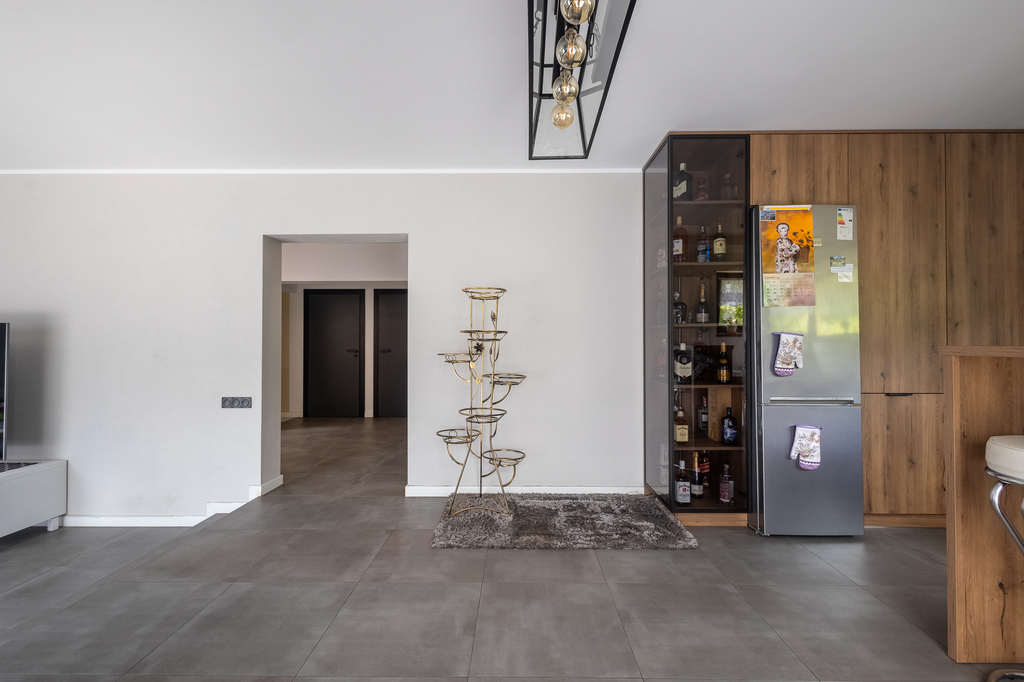 Nowoczesny dom przy Łazienkach Mineralnych  156 m2 — zdjęcie 10