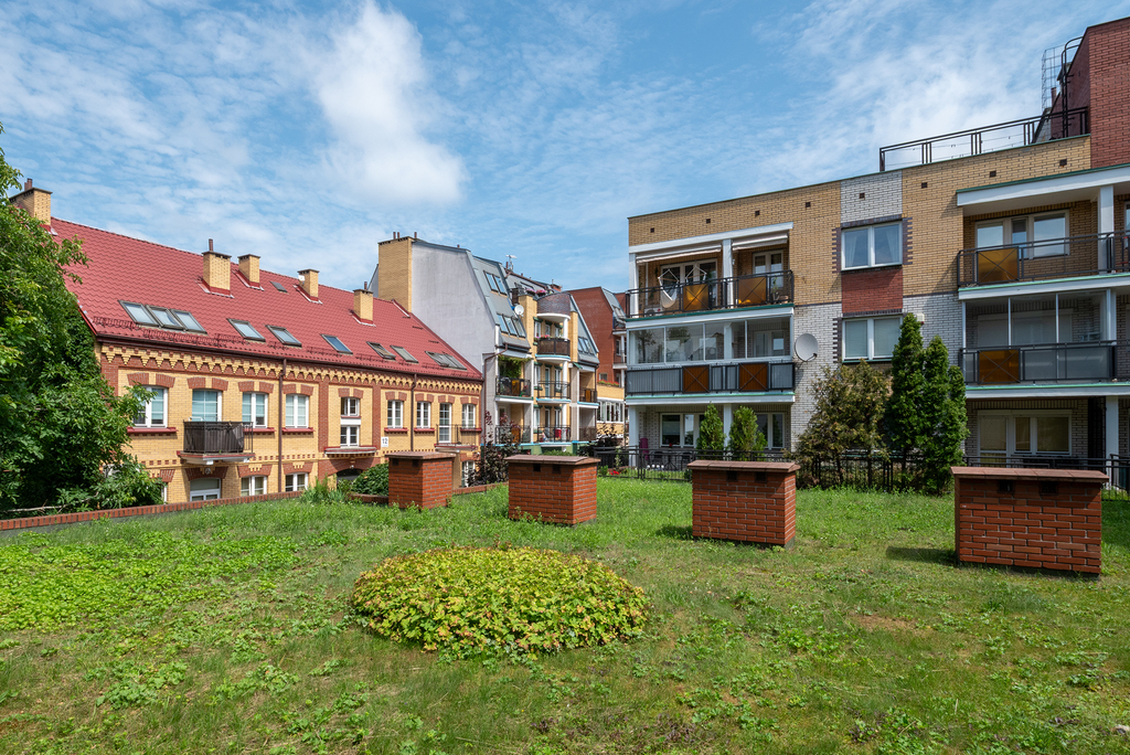 Świetne mieszkanie z pięknym ogródkiem - Bojary — zdjęcie 11