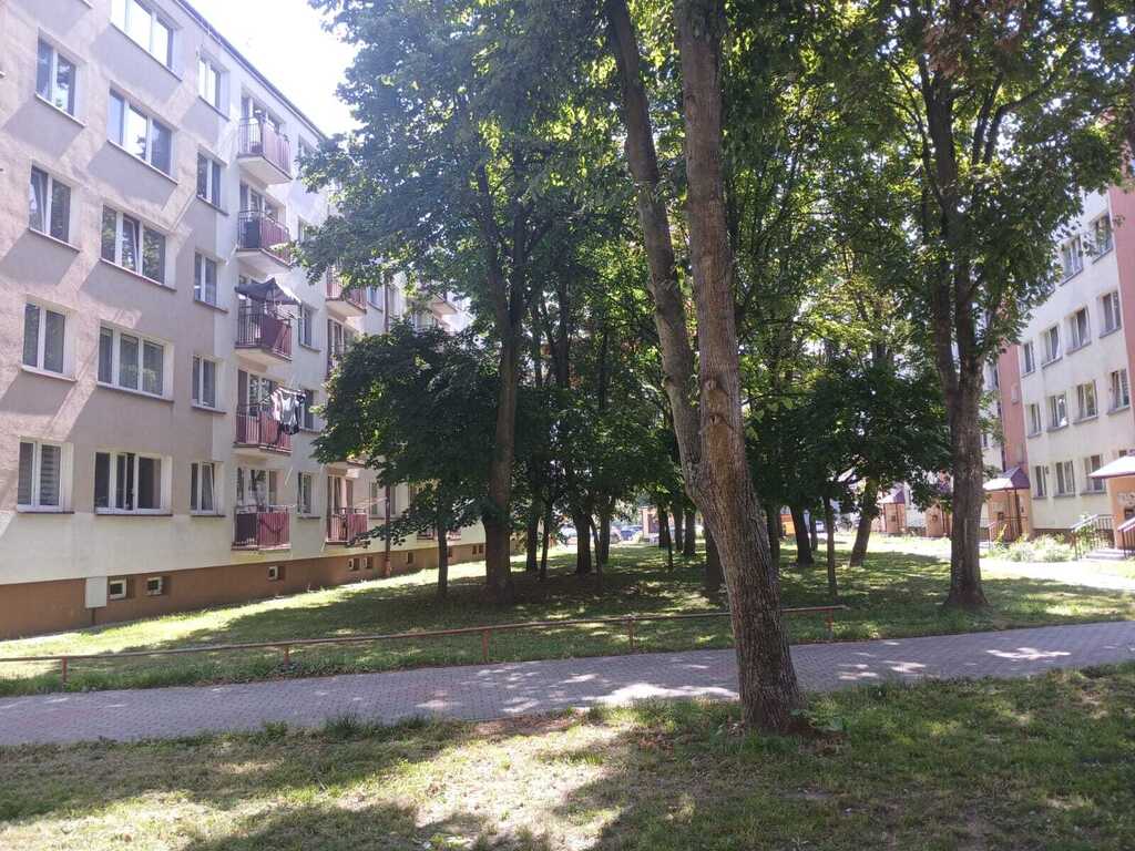 2 pokojowe, 32 m kw - Zgliczyńskiego - do remontu