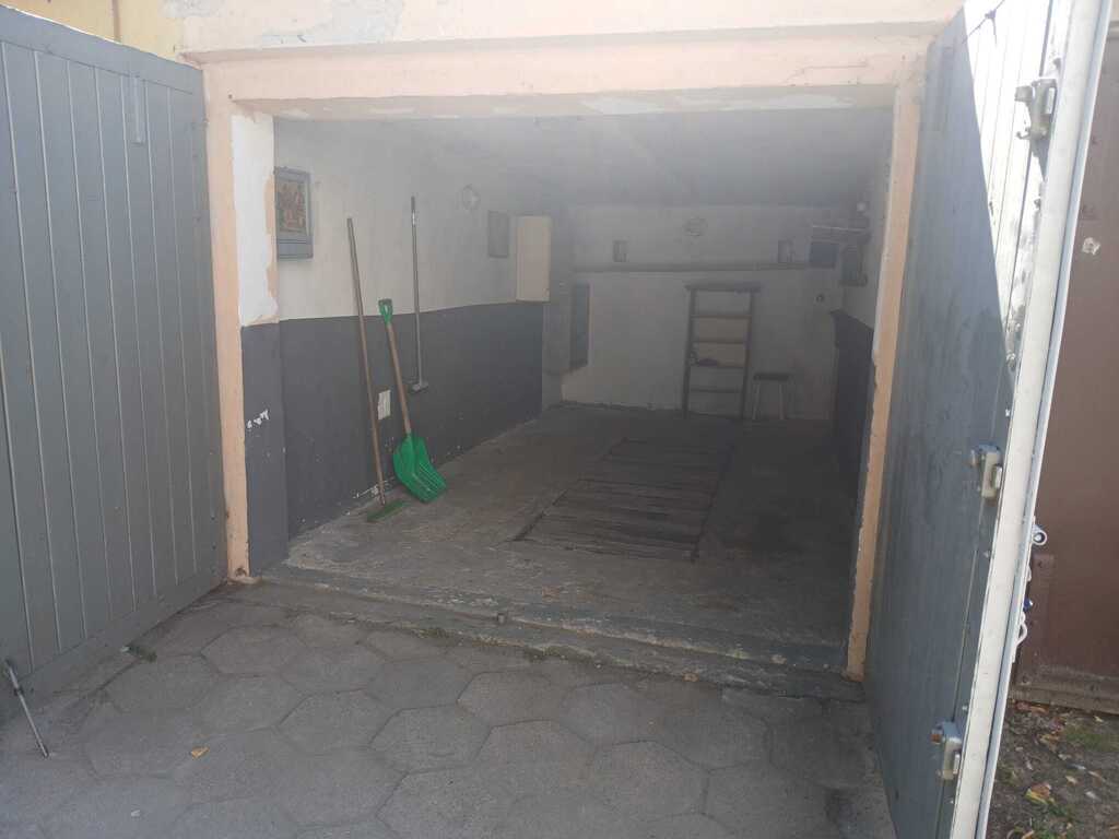 Garaż z kanałem, ul. Kredytowa, Płock — zdjęcie 3