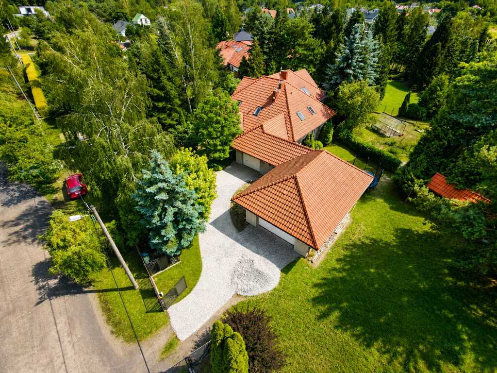 WYJĄTKOWY DOM NA WIERZEJACH, 234,8m² - Jeziorna 2 — zdjęcie 2