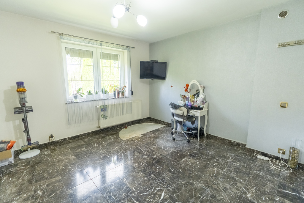 Piękny dom 180 m² – Szczaniec — zdjęcie 8