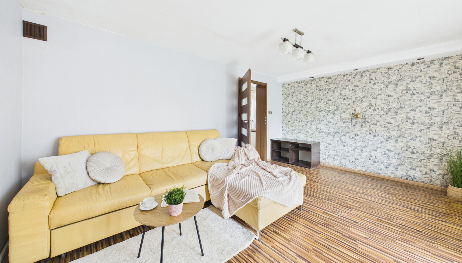 Dom w cenie mieszkania 70m² | Działka ponad 4000m²