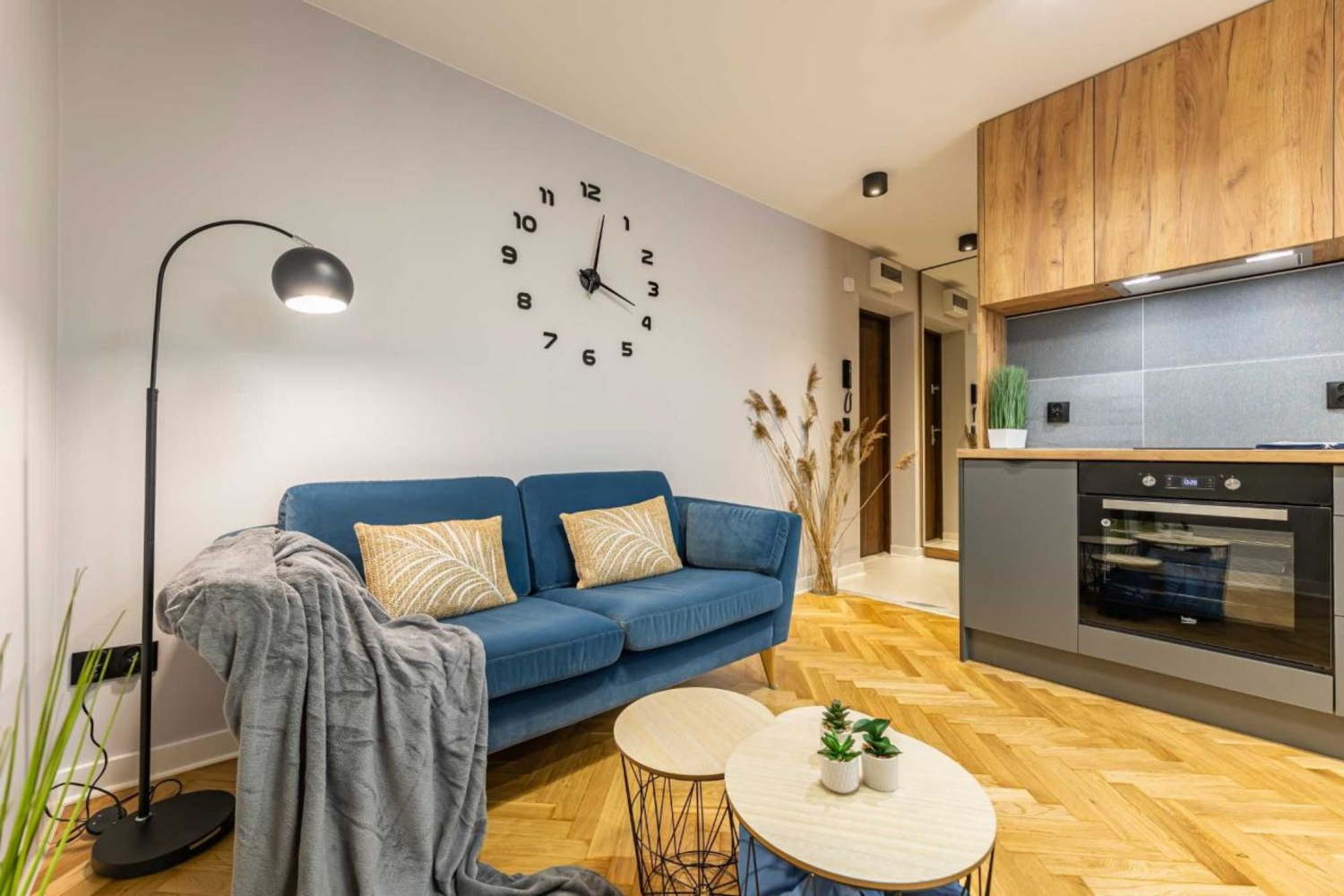 Kawalerka 28,5 m² z potencjałem na 2 pokoje - do remontu