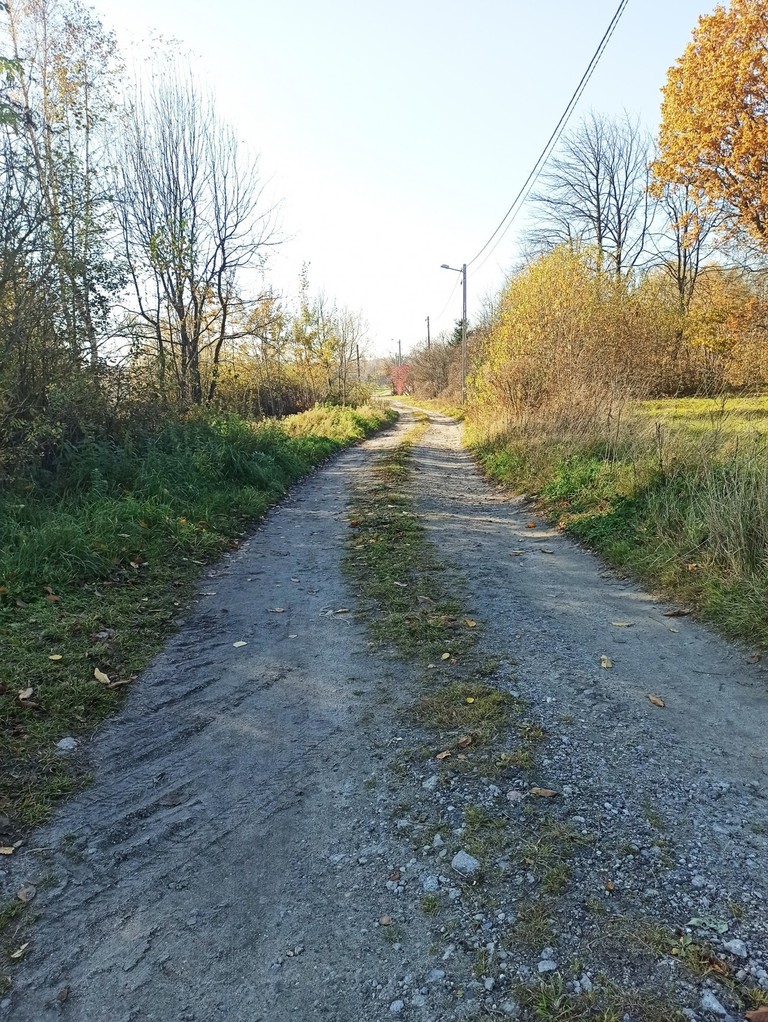 Działki świeżo po podziale geodezyjnym 10min od A2