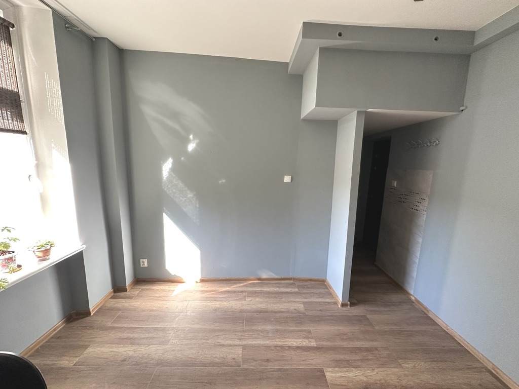 Nowa Niższa Cena! 30m2 w kamienicy- centrum miasta — zdjęcie 9